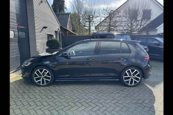 Volkswagen Golf 1.5 TSI Highline Business R-Line | Navigatie | Camera | Adaptive Cruise Control | Lane Assist | DAB |