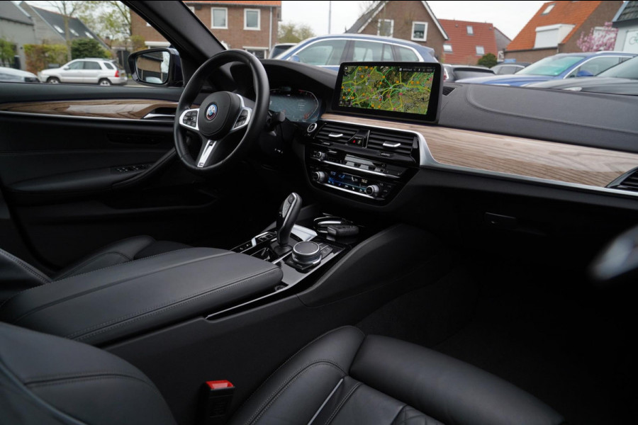 BMW 5 Serie 540i xDrive High Executive | M-pakket | Massage | HuD | Nappa Leder | 360 cam | ACC | Verwarmd stuurwiel | Facelift |