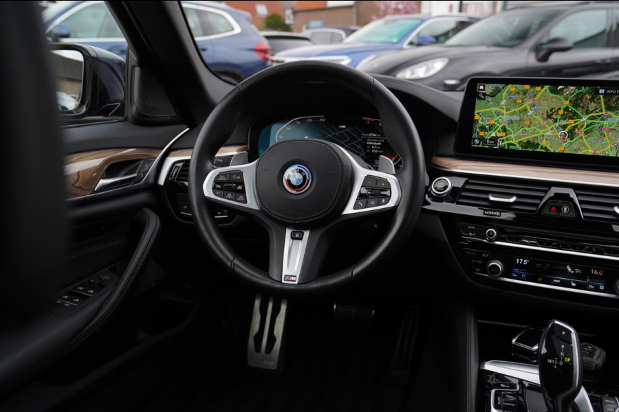 BMW 5 Serie 540i xDrive High Executive | M-pakket | Massage | HuD | Nappa Leder | 360 cam | ACC | Verwarmd stuurwiel | Facelift |