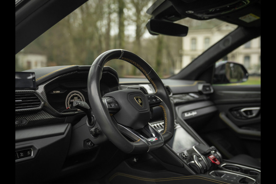 Lamborghini Urus 4.0 V8 | Full option! | B&O | 2e eig | Rear Seat Entertainment | Carbon interieur | NL-auto