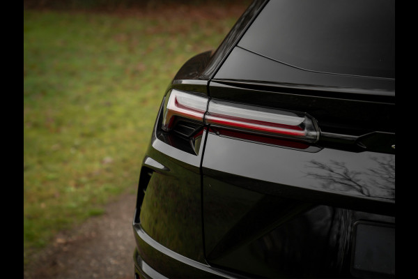 Lamborghini Urus 4.0 V8 | Full option! | B&O | 2e eig | Rear Seat Entertainment | Carbon interieur | NL-auto