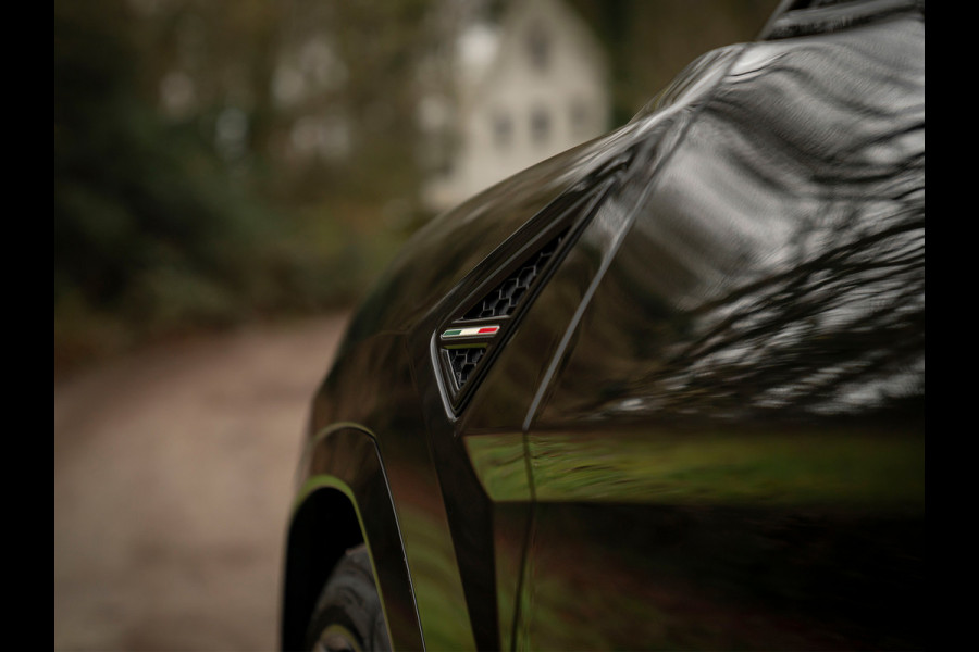 Lamborghini Urus 4.0 V8 | Full option! | B&O | 2e eig | Rear Seat Entertainment | Carbon interieur | NL-auto