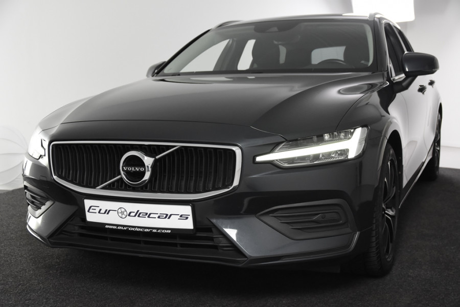 Volvo V60 2.0 D3 Momentum Pro *1ste Eigenaar*Leer*Standkachel*