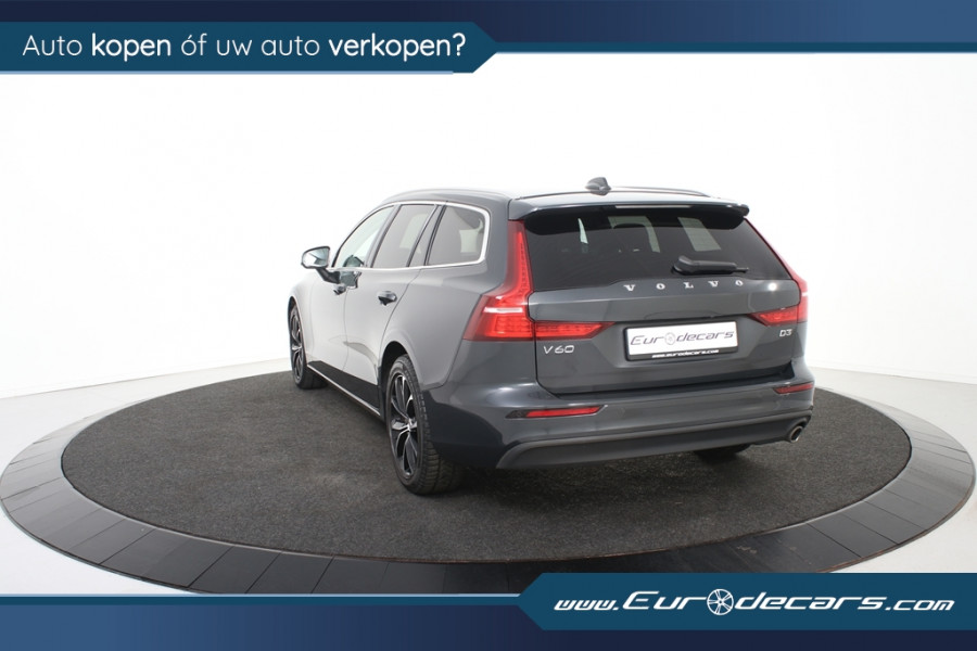 Volvo V60 2.0 D3 Momentum Pro *1ste Eigenaar*Leer*Standkachel*