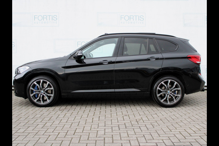 BMW X1 sDrive20i High Executive NL AUTO | DEALER ONDERH | HEAD UP | PANO | CAMERA |