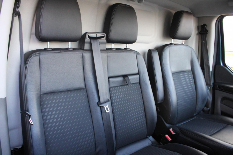 Ford Transit Custom 310 2.0 TDCI L1H1 Sport | 185pk | Dubbele schuifdeur | Scherm met Apple Carplay/Android Auto | Stoelverwarming | Voorruitverwarming