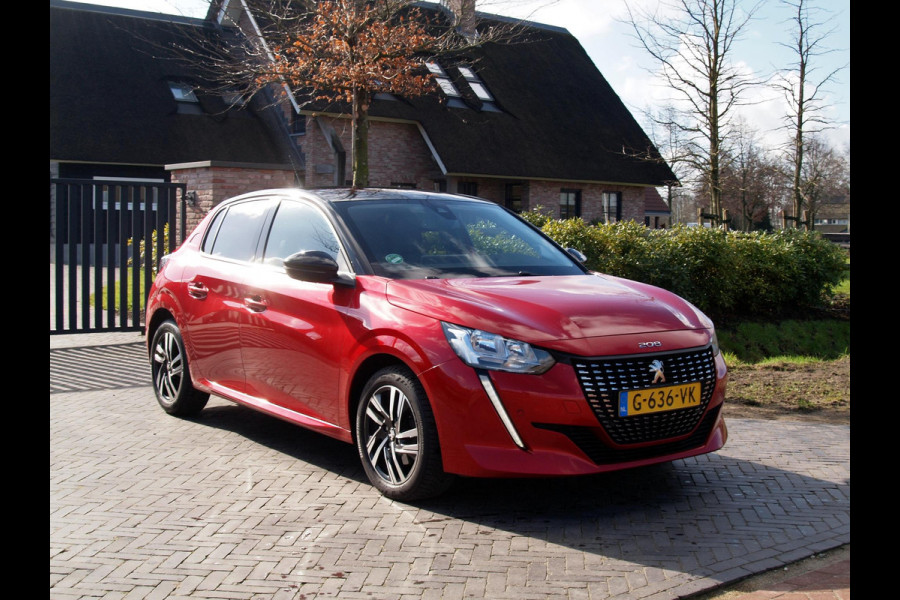 Peugeot 208 1.2 PureTech Blue Lease Allure | Apple Carplay | 100 PK | Two-Tone | Achteruitrijcamera | Navigatie |