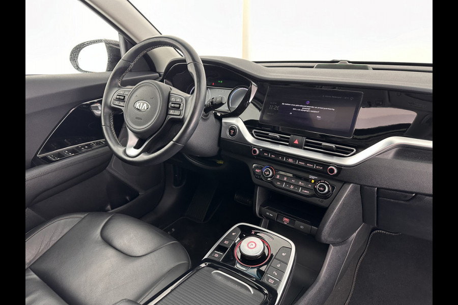 Kia e-Niro DynamicPlusLine 64 kWh [ 3-Fase ] Aut *PANO | NAVI-FULLMAP | FULL-LED | DIGI-COCKPIT | ADAPT.CRUISE | CAMERA | KEYLESS | FULL-LEATHER | DAB+ | CARPLAY | SHIFT-PADDLES | LANE-ASSIST | COMFORT-SEATS | 17''ALU*