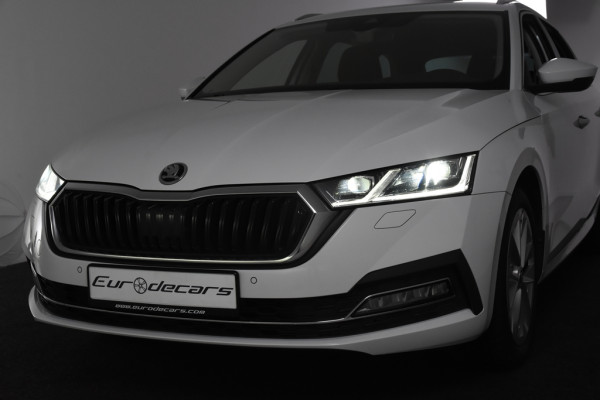 Škoda Octavia Combi DSG *1ste Eigenaar*Navigatie*Stoelverwarming*