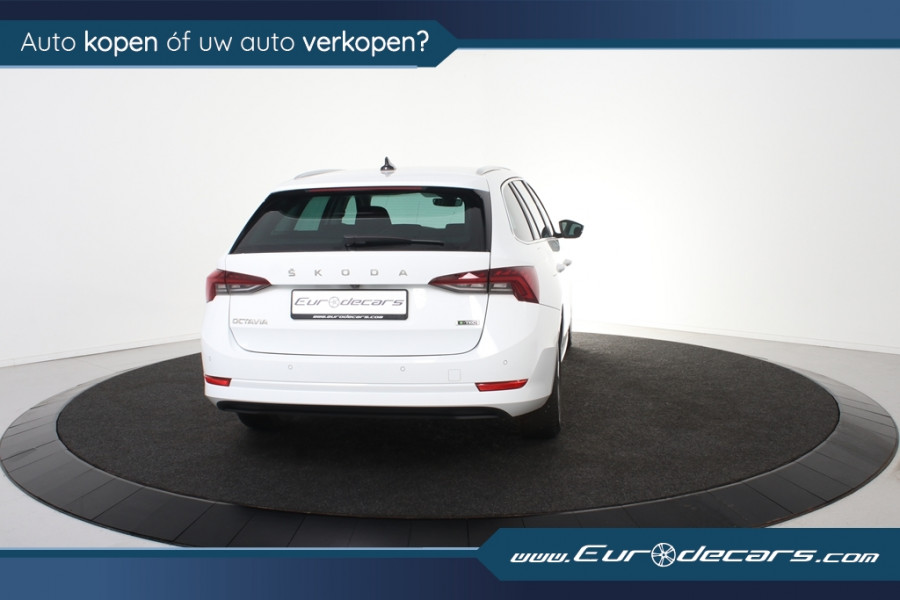 Škoda Octavia Combi DSG *1ste Eigenaar*Navigatie*Stoelverwarming*