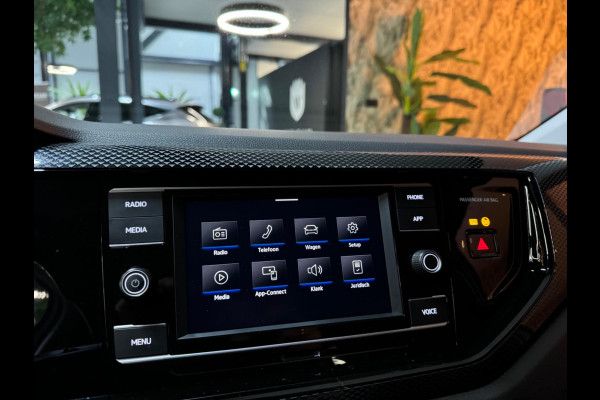 Volkswagen Polo 1.0 TSI Life Fabrieksgarantie StoelVW CarPlay LED PDC voor en achter Clima AC DAB Rijklaar