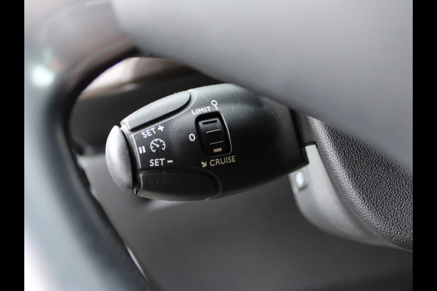 DS DS 3 1.2 PureTech Sport Chic LEDER | NAVI | CAMERA