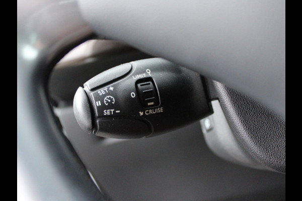 DS DS 3 1.2 PureTech Sport Chic LEDER | NAVI | CAMERA