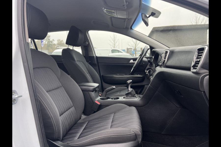 Kia Sportage 1.6 GDI ComfortLine 1e Eigenaar,Airco,PDC,Bluetooth,Cruise,Trekhaak,132pk,Elek,ramen,Nieuwe Apk bij Aflevering