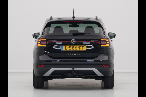 Volkswagen T-Cross 1.0 TSI 95pk Life Navigatie Trekhaak Clima Lm Velgen 126