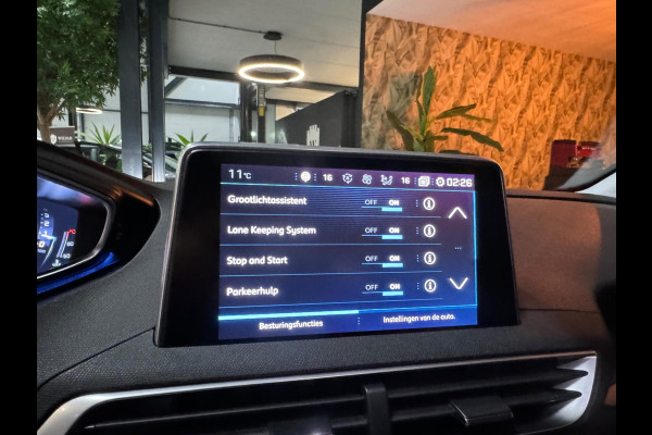 Peugeot 3008 1.2 PureTech Allure Garantie CarPlay 360 Camera Dodehoek Lane Cruise Led Clima Navi Rijklaar