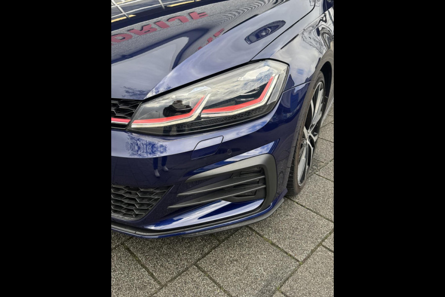 Volkswagen Golf 2.0 GTI Performance - AUTOMAAT I Navigatie I Airco I PDC I