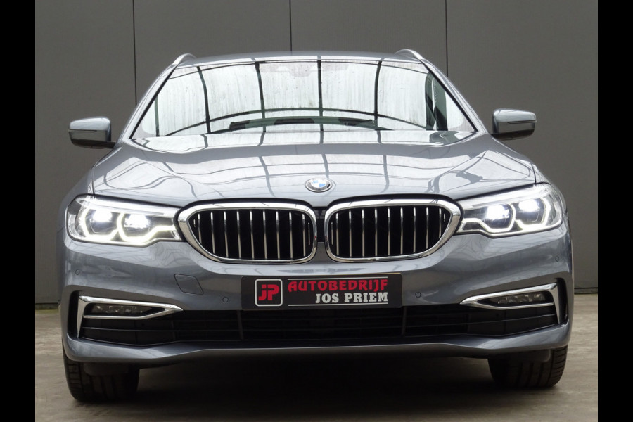 BMW 5 Serie Touring 530i High Executive * LED * GR NAVI * LEER !!