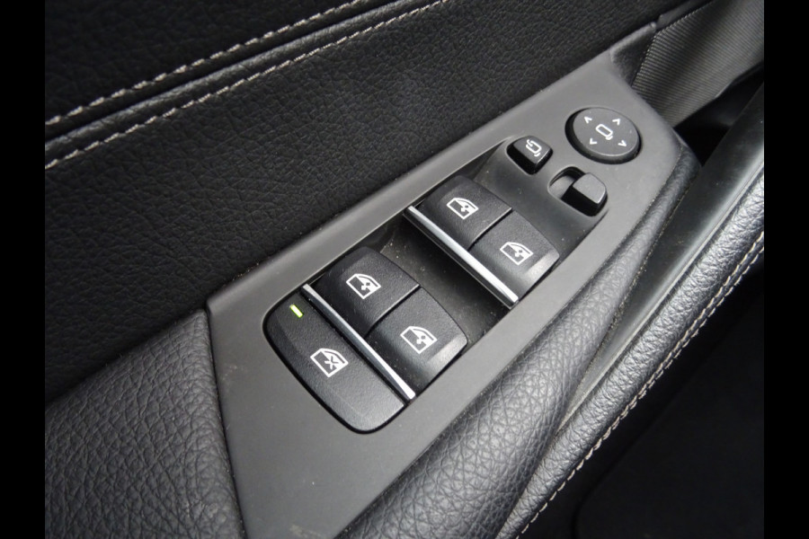 BMW 5 Serie Touring 530i High Executive * LED * GR NAVI * LEER !!