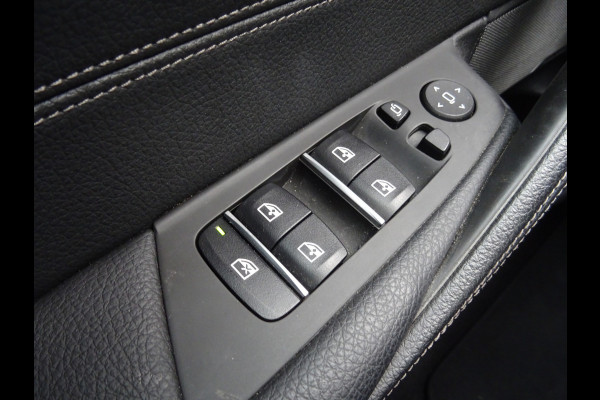 BMW 5 Serie Touring 530i High Executive * LED * GR NAVI * LEER !!