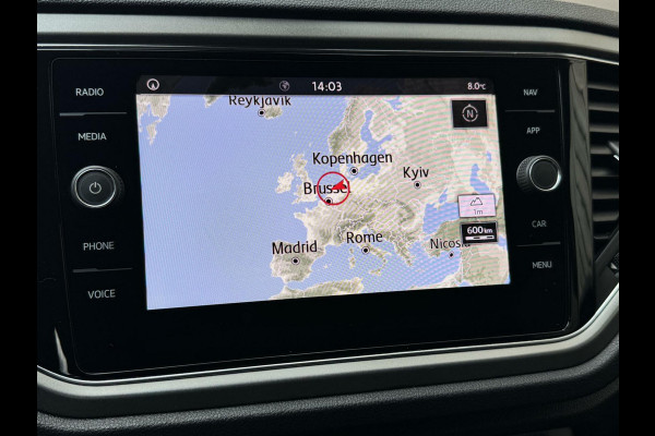 Volkswagen T-Roc 1.0 TSI Style | LED koplampen | Navigatiesysteem | Climate control | Cruise control adaptief | Achteruitrijcamera | Trekhaak afn