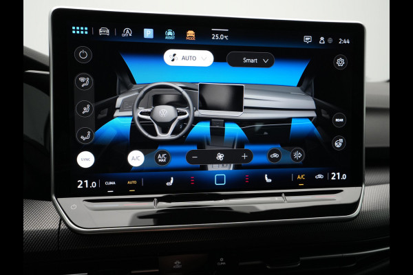 Volkswagen GOLF Variant 1.5 eTSI 116 7DSG R-Line Edition | 'App-Connect' draadloze smartphone integratie | Achterbank in ongelijke delen neerklapbaar incl. middenarmsteun en doorlaadmogelijkheid | Afstandscontrolesysteem (Front Assist)