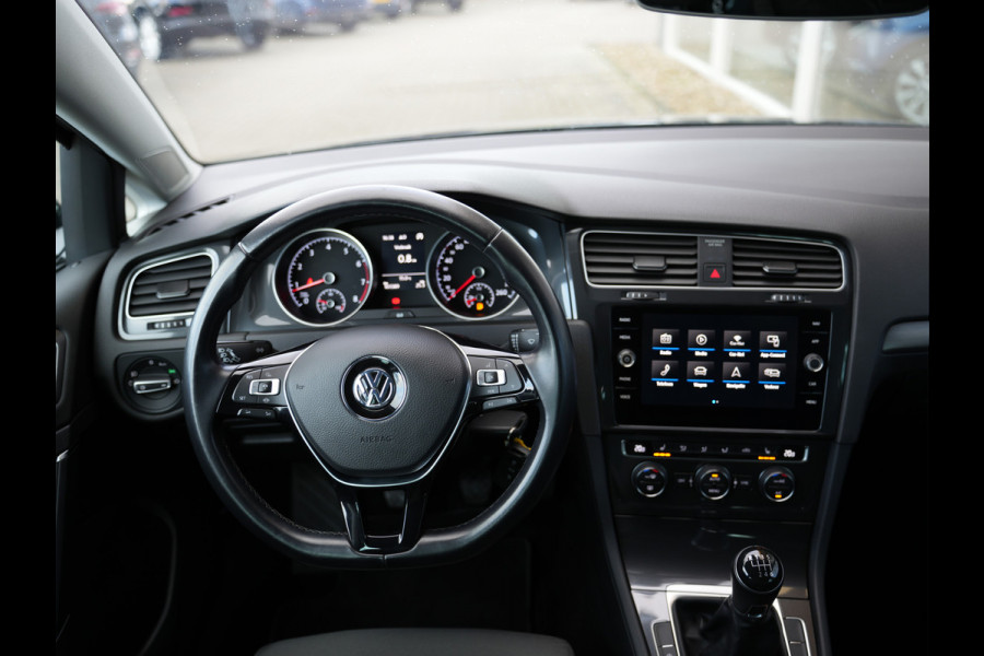 Volkswagen GOLF Variant 1.5 TSI Comfortline Business | Navigatie | Climate Control | Stoelverwarming