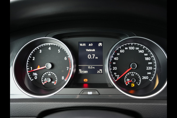 Volkswagen GOLF Variant 1.5 TSI Comfortline Business | Navigatie | Climate Control | Stoelverwarming