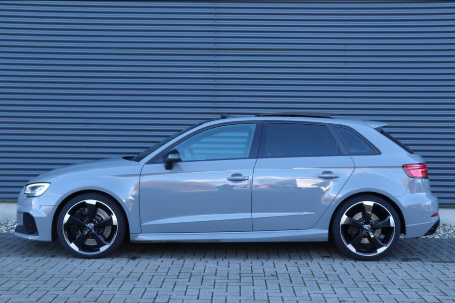 Audi A3 Sportback 2.5 TFSI RS 3 quattro | PANO | Virtual | 400 PK! | Nardo