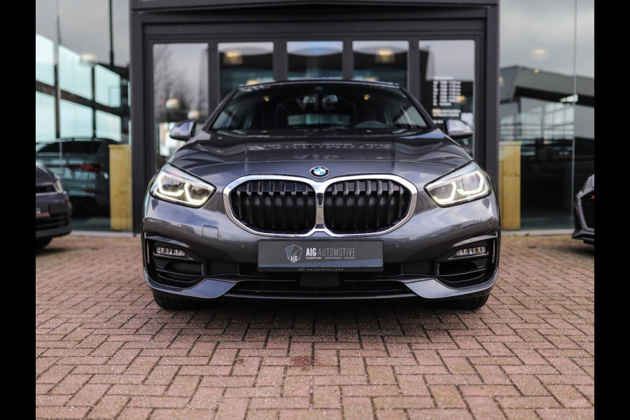 BMW 1-serie 118i Executive Edition | Sfeerverlichting | Camera | Harman/Kardon |  Virtual Cockpit | Stoelverw.