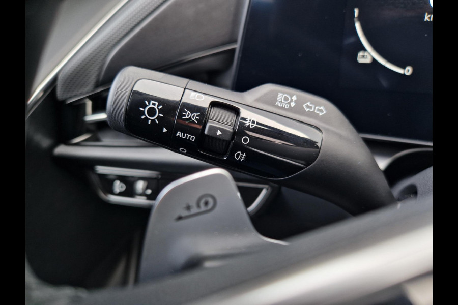 Kia Niro EV DynamicPlusLine 64.8 kWh | HUD | BSD | Open Dak | Stoelverwarming | Key-Less |