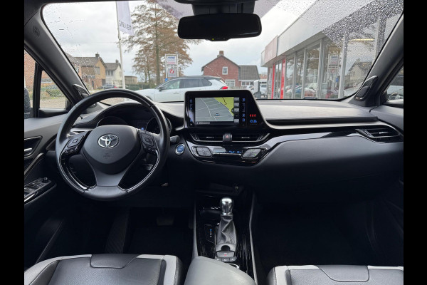 Toyota C-HR 1.8 Hybrid Style | Eerste eigenaar, Leer, JBL, Dodehoekherkenning, Parkeersensoren, Keyless, Bi-Tone, Weinig KM