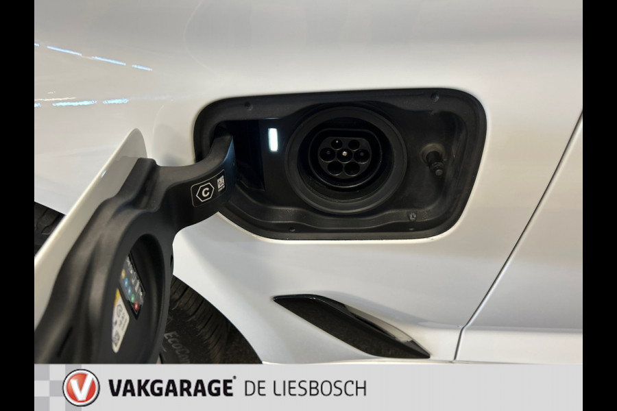 BMW 5 Serie Touring 530e xDrive High Executive / pano / leer / navi /camera / trekhaak / harman kardon