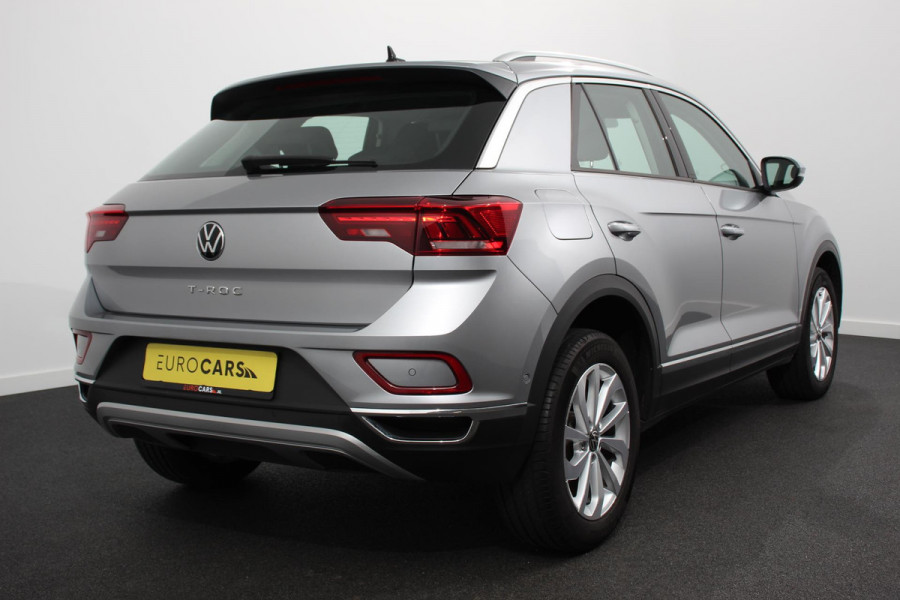 Volkswagen T-Roc 1.5 TSI 150pk DSG Style | Navigatie | Apple Carplay/Android Auto | Parkeersensoren | Camera | Adaptive Cruise Control | Park Assist | Stoel- en stuurverwarming | Elektrische achterklep | LED-koplampen