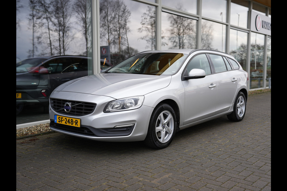 Volvo V60 2.0 T3 Kinetic | Navigatie | Climate Control | Stoelverwarming