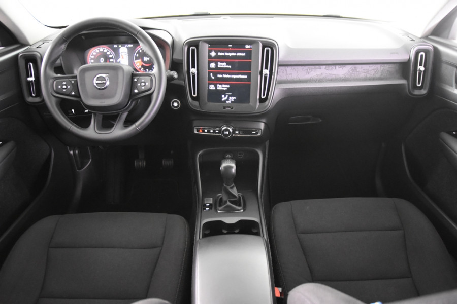 Volvo XC40 1.5 T2 Momentum *1ste Eigenaar*Navigatie*DAB*LED*