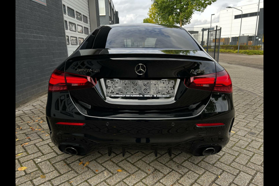 Mercedes-Benz A-Klasse AMG 35 4MATIC PANO HEAD UP ADAPTIVE CRUISE MEMORY
