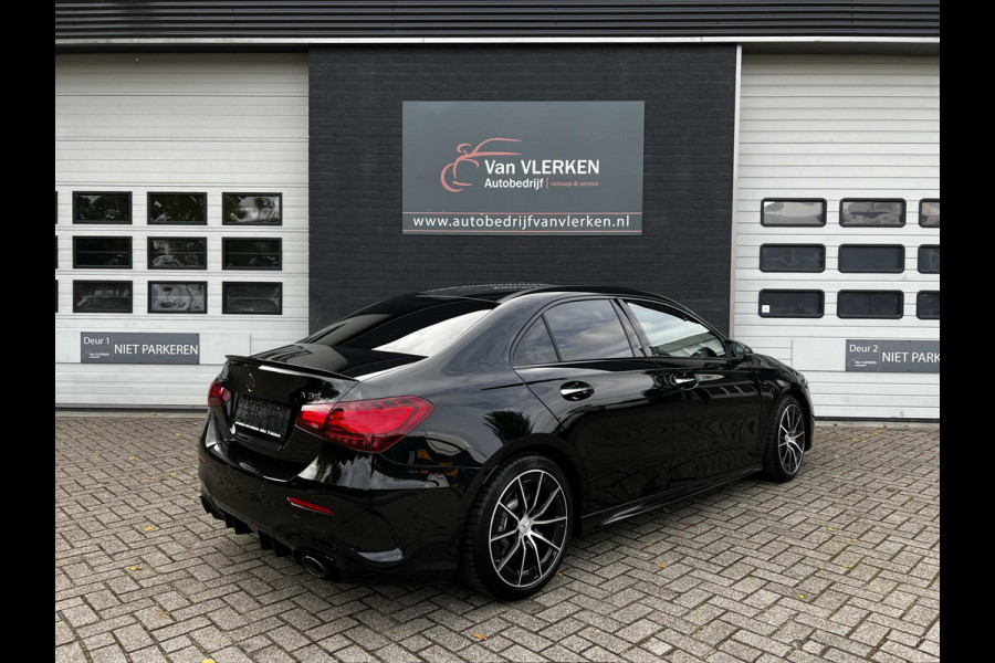 Mercedes-Benz A-Klasse AMG 35 4MATIC PANO HEAD UP ADAPTIVE CRUISE MEMORY