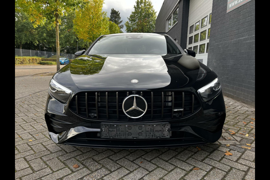 Mercedes-Benz A-Klasse AMG 35 4MATIC PANO HEAD UP ADAPTIVE CRUISE MEMORY