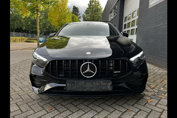 Mercedes-Benz A-Klasse AMG 35 4MATIC PANO HEAD UP ADAPTIVE CRUISE MEMORY