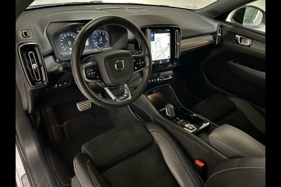Volvo XC40 1.5 T5 Recharge R-Design Pano Navi Camera Cruise