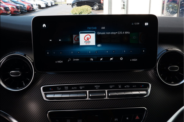 Mercedes-Benz V-Klasse 250d / BPM VRIJ / Lang / AMG / DC / Panorama / 2x Elec Schuifdeur / MBUX (apple carplay) / Camera / NIEUWSTAAT