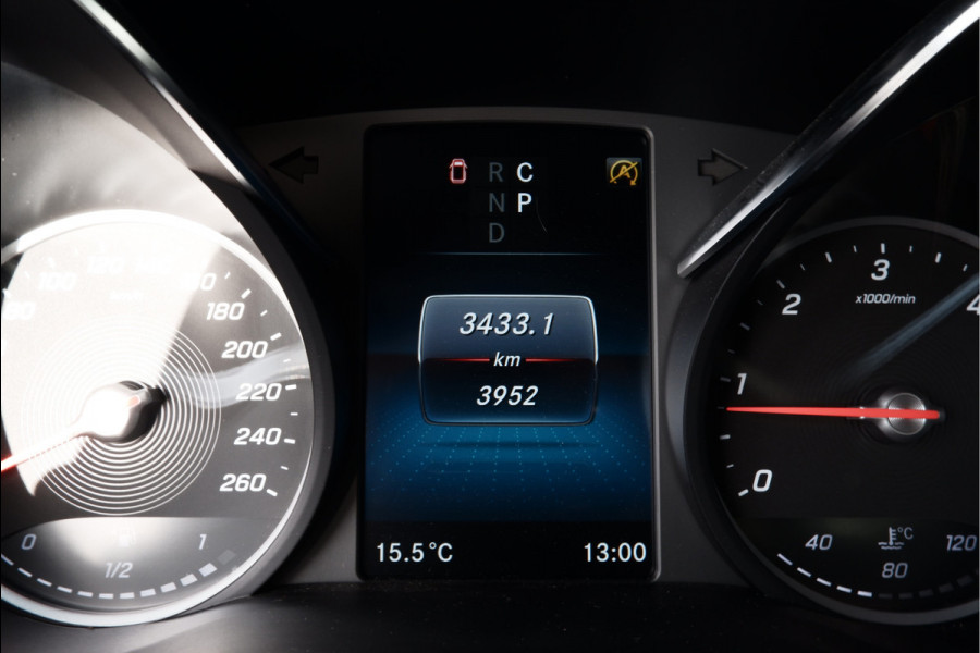Mercedes-Benz V-Klasse 250d / BPM VRIJ / Lang / AMG / DC / Panorama / 2x Elec Schuifdeur / MBUX (apple carplay) / Camera / NIEUWSTAAT