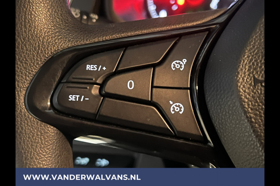 Renault Trafic 2.0 dCi 131pk L2H1 Euro6 Airco | LED | Cruisecontrol | 2500kg Trekhaak Bijrijdersbank