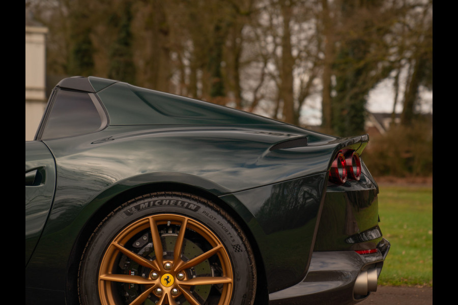 Ferrari 812 GTS 6.5 V12 HELE | Verde Zeltweg | Full Carbon | Atelier Car | 1e eig | Lift | Magnifiek!