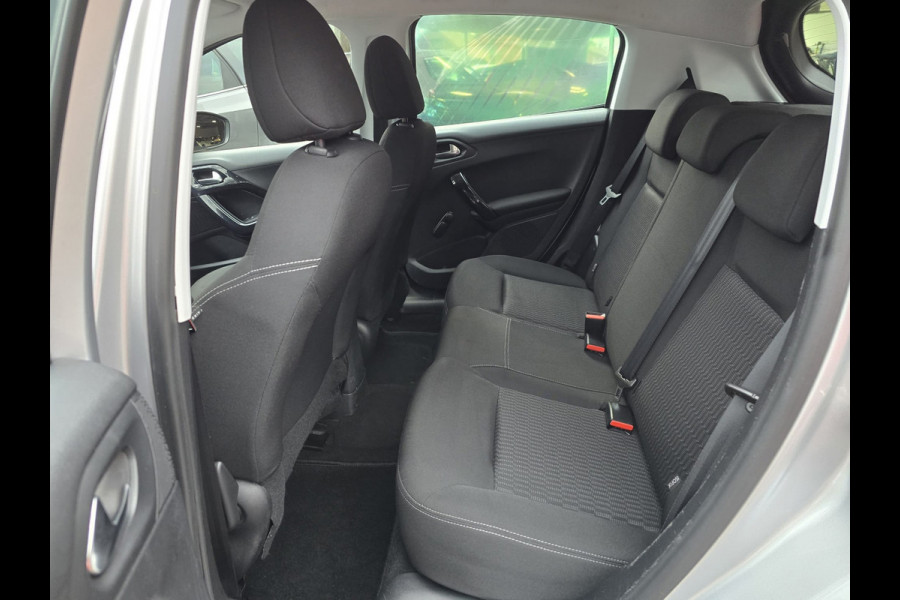 Peugeot 208 1.2 80 PK Blue Lion | 2E EIGENAAR | 12MND GARANTIE | NAVI | CRUISE | AIRCO |