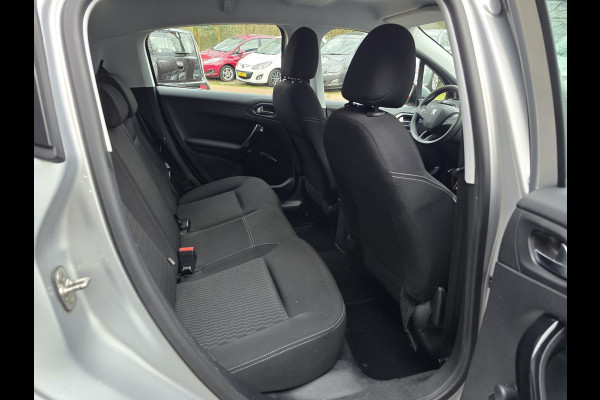 Peugeot 208 1.2 80 PK Blue Lion | 2E EIGENAAR | 12MND GARANTIE | NAVI | CRUISE | AIRCO |