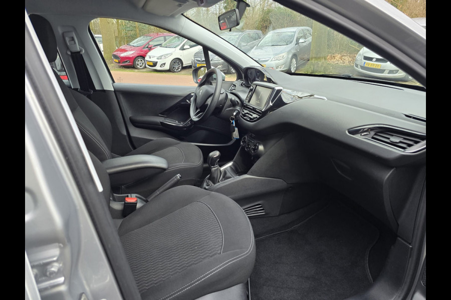 Peugeot 208 1.2 80 PK Blue Lion | 2E EIGENAAR | 12MND GARANTIE | NAVI | CRUISE | AIRCO |