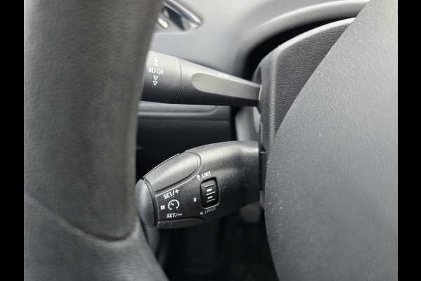 Peugeot 208 1.2 80 PK Blue Lion | 2E EIGENAAR | 12MND GARANTIE | NAVI | CRUISE | AIRCO |