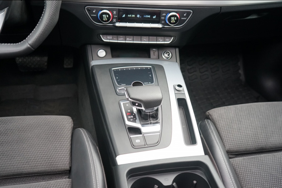 Audi Q5 Competition 55 TFSIe Quattro Pano/HUD/367PK/Black-line